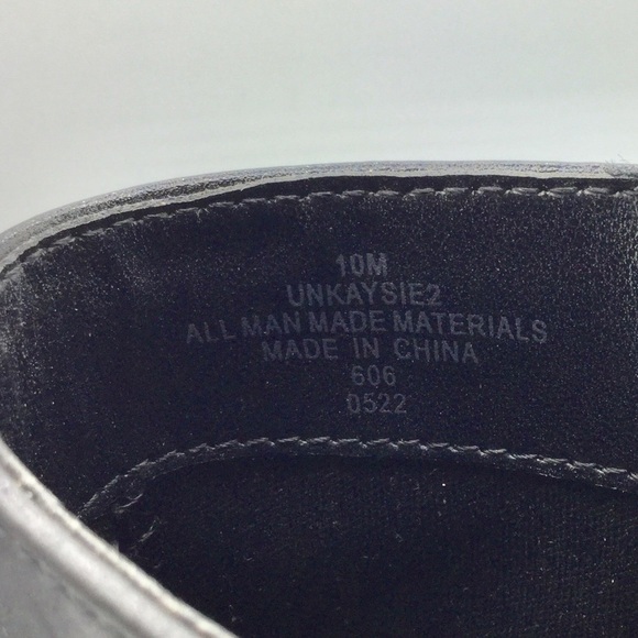 Unisa Kaysie Bootie Black Faux Leather Buckle Detail Side Zip Size 10M - Picture 12 of 12